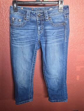 Miss Me Women's Blue Denim Capri Jeans